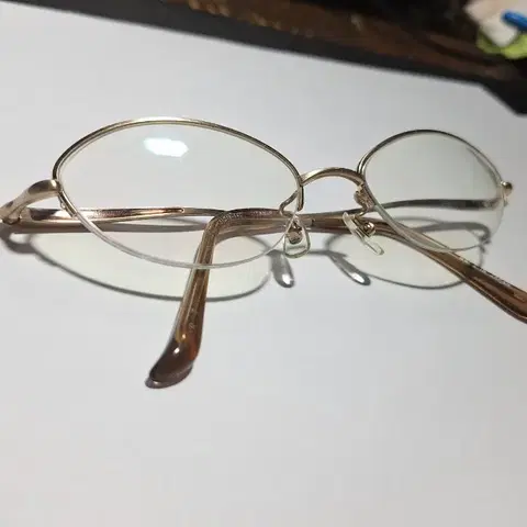 BASILE BA5069 티타늄 반무테 안경테 빈티지 레트로