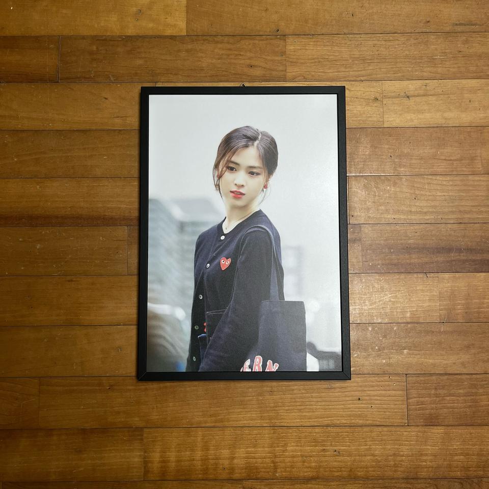 있지 류진 액자