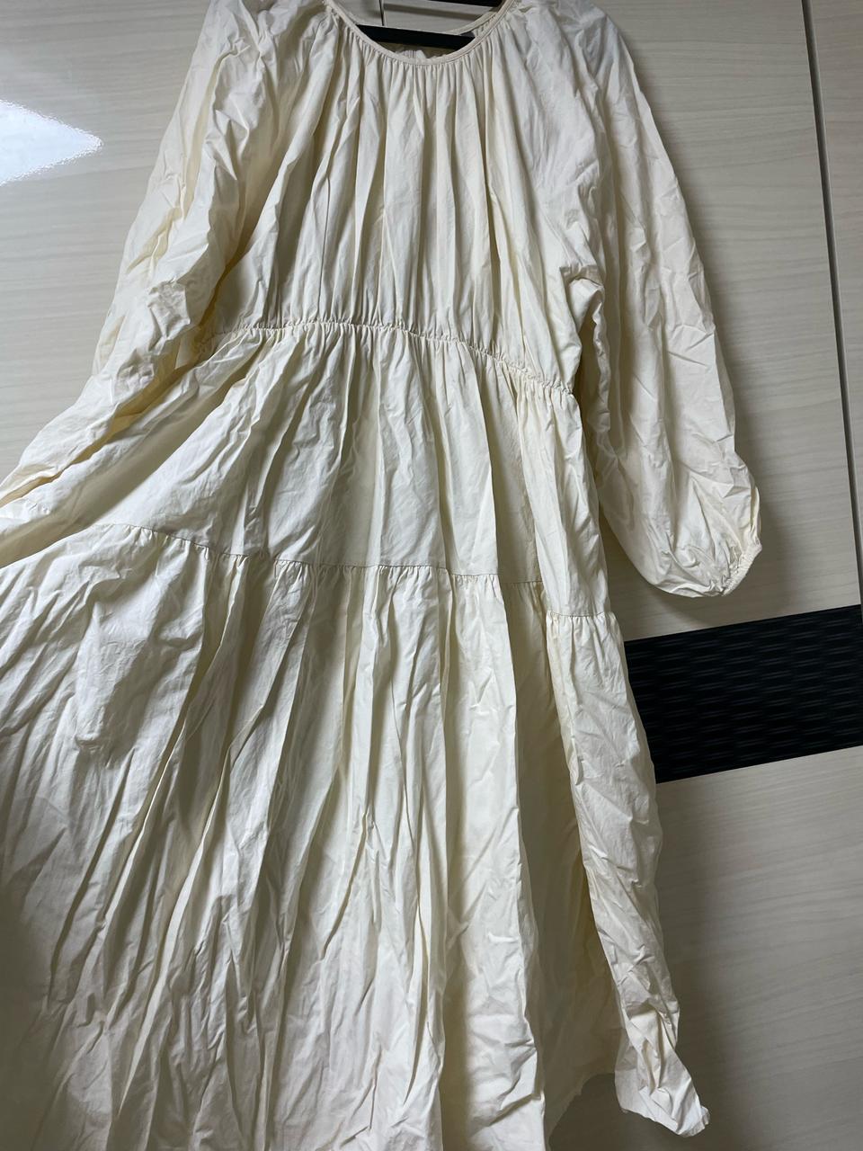 라운드 바스락 소재 원피스 88까지 충분히 가능!