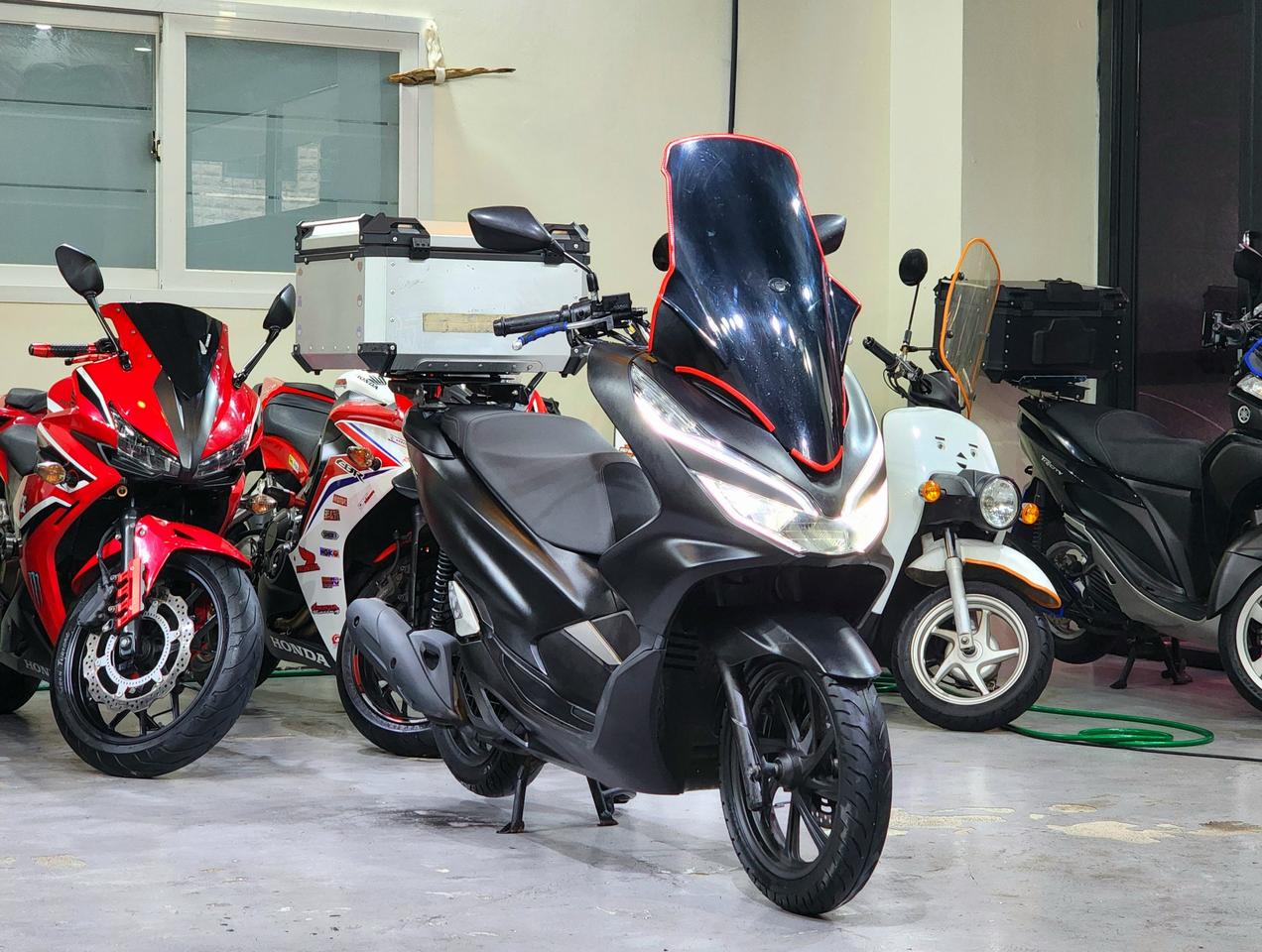 19년식.pcx125 오토바이 판매