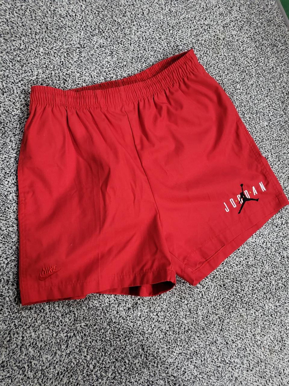 나이키 조던 레드 수영 팬츠.