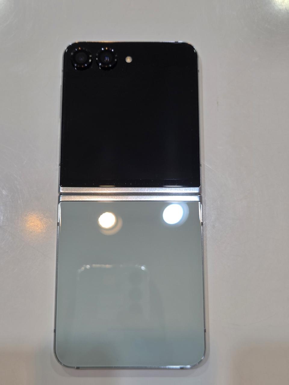 자급제 갤럭시z플립5 민트 512기가 87369