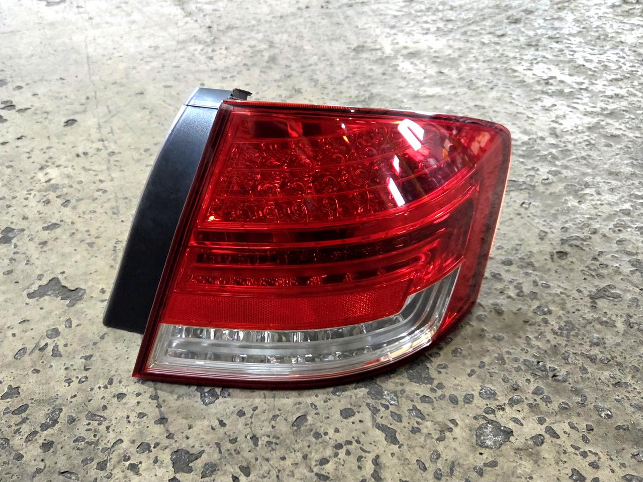 쌍용 뉴 체어맨w 조수석 데루등 테일램프 팝니다