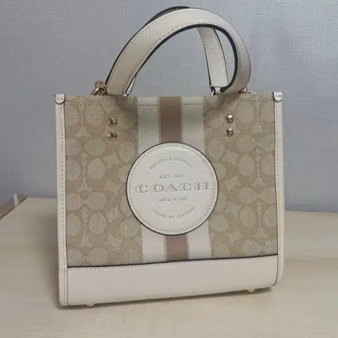 코치 뎀시 22 가방