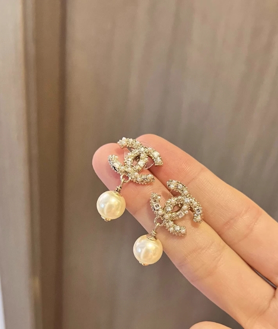 샤넬 진주 귀걸이