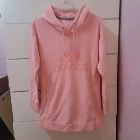 아디다스 후드티 XS.