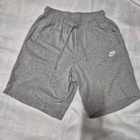 나이키 NSW 클럽 반바지 쇼츠 S