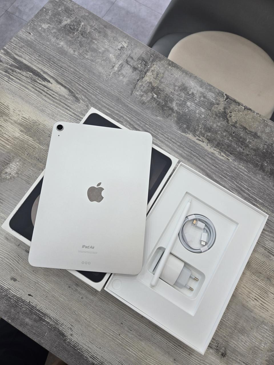 아이패드 에어5 스타라이트 64 WIFI+애플펜슬2세대SS급 배터리100