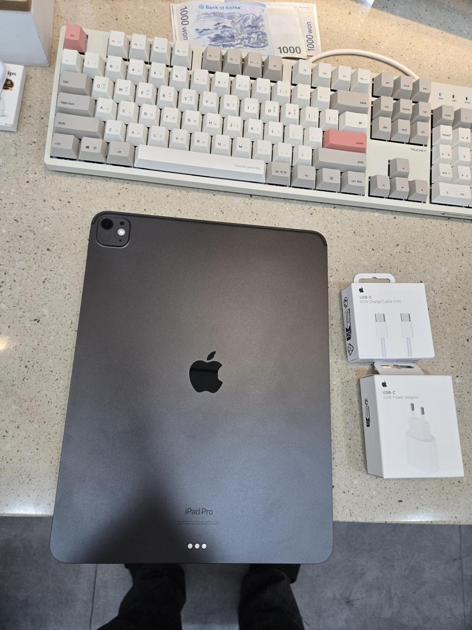 아이패드프로13 M4 스페이스블랙 256 SS급