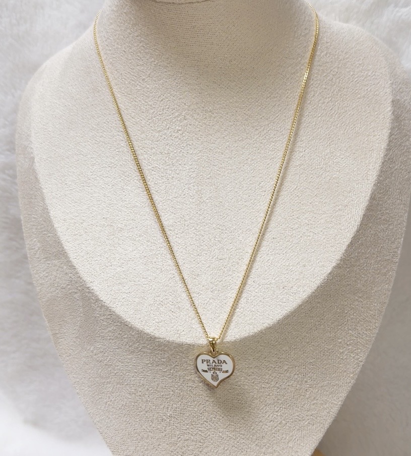 써지컬 프 하트 목걸이