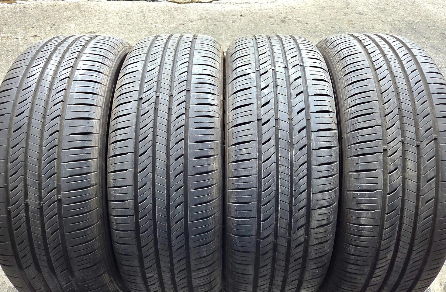 2056016 205 60 16 한국 라우펜 타이어 셋트 팝니다