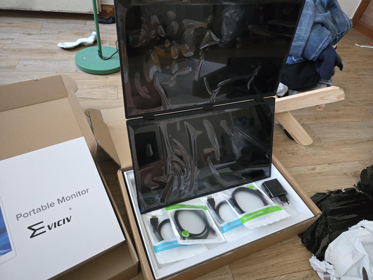 에비크 FHD 휴대용 18.5X2 보조 듀얼 포터블 모니터