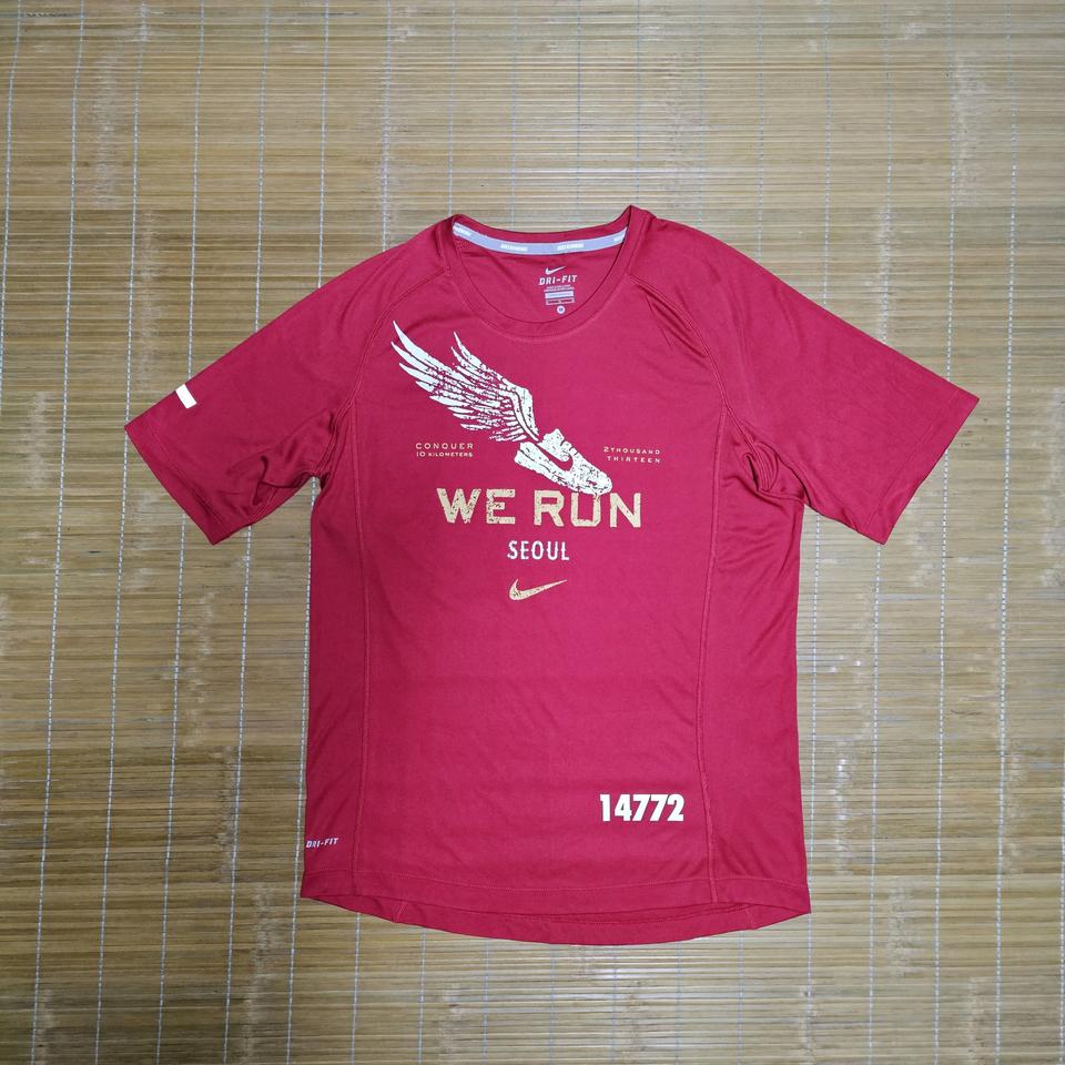 나이키 드라이핏반팔티 97사이즈