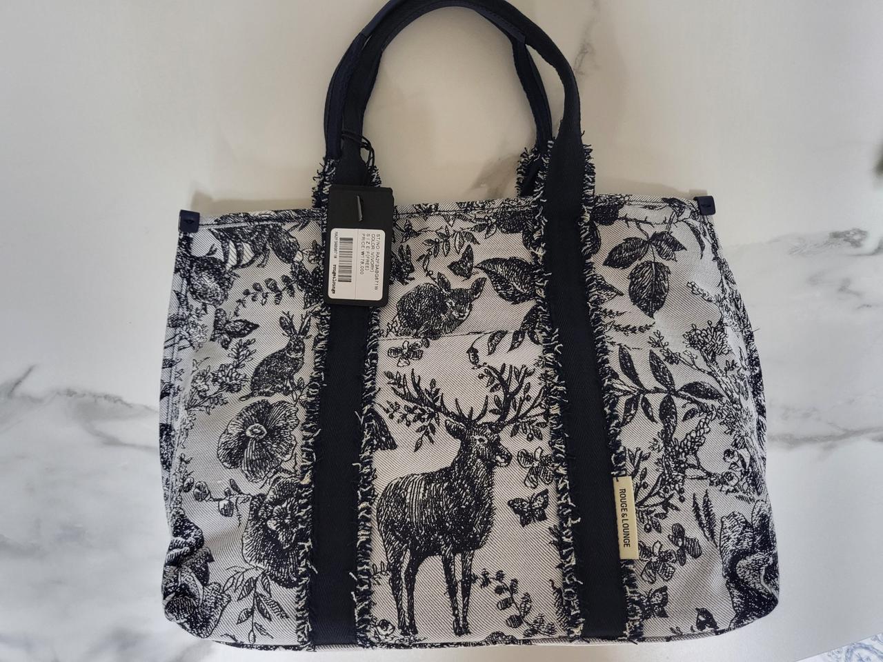 루즈앤라운지 앤라운지 플라워 토트백 새제품