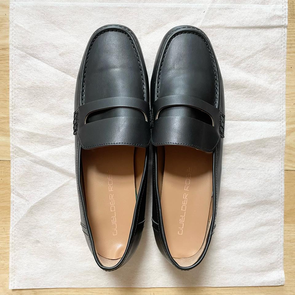 [새상품] 블랙 로퍼 구두 (240)