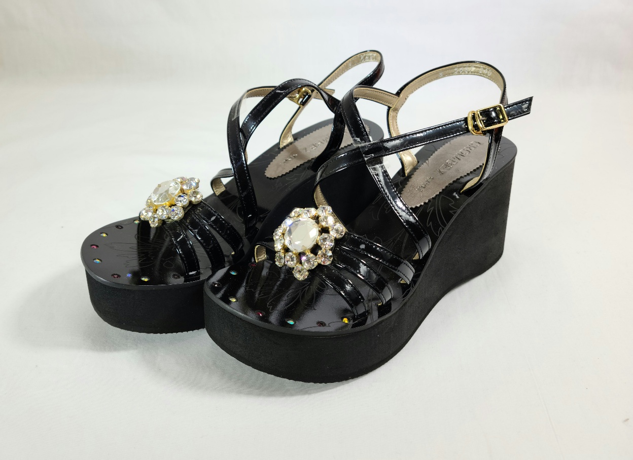 (새상품)여성 통굽 수제화 샌들