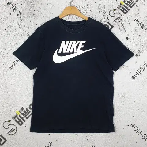 나이키 NIKE 반팔 티 빈티지 블랙 S 1000443
