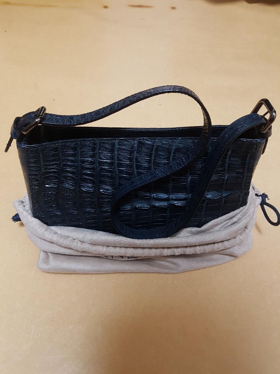 ADRIENNE VITTADINI 카이만 숄더백