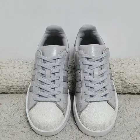 아디다스 슈퍼스타 볼드w 250