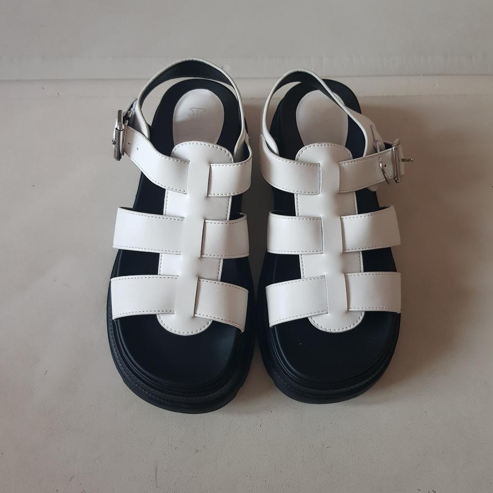 새상품 포멜카멜레 피셔맨 소가죽 샌들 240