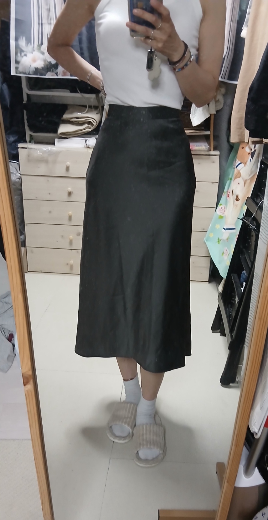 뒷밴딩 새틴스커트