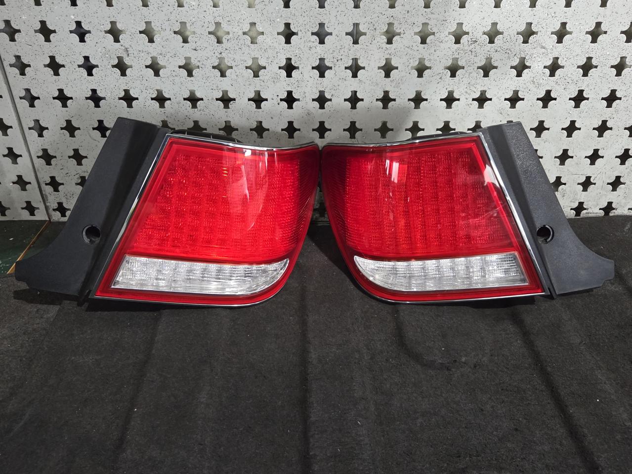 쌍용 뉴체어맨 데루등 테일램프 팝니다