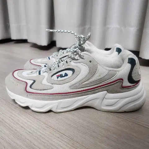 휠라 볼란테98 스웨이드 운동화 270mm