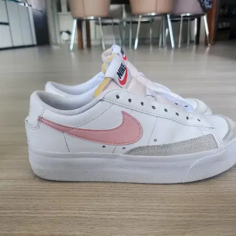 나이키 블레이저 로우 플랫폼 (250mm)