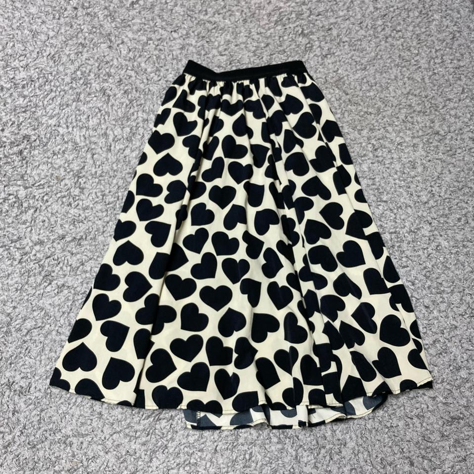 블랙하트 플레어 스커트