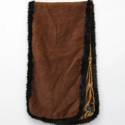 신강식 알파카/모혼용 밍크트리밍숄/ 머플러