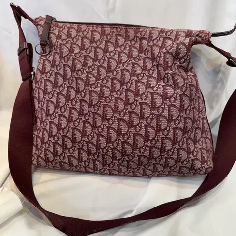 크리스찬 디올 오블리크 숄더백