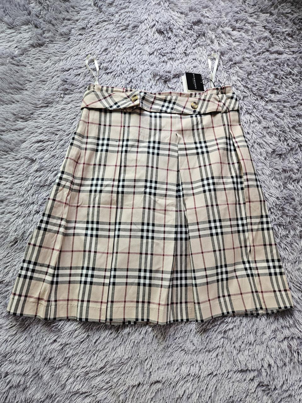 버버리 치마
