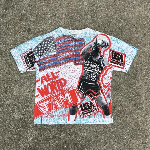 Vintage 90s Magic Johnson USA T-shirt