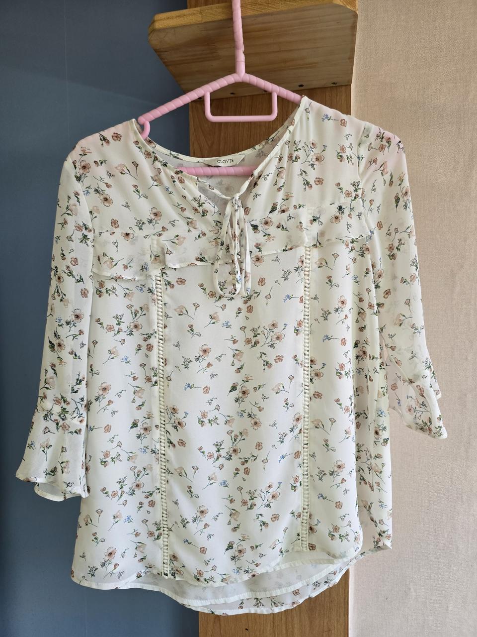 새상품 CLOVIS 꽃무늬 블라우스 44~55