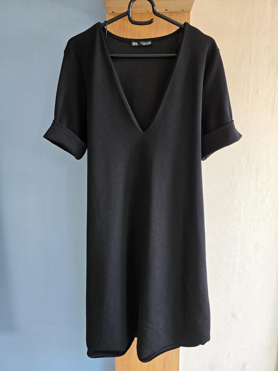 자라 블랙 V넥 원피스 S