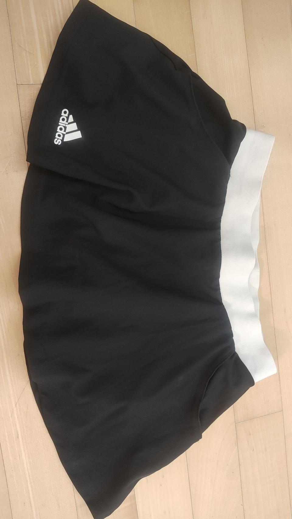 아디다스 태니스 스커트