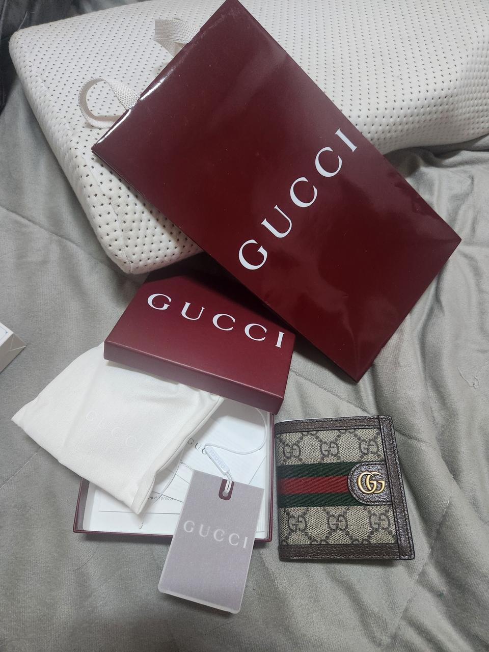 정품 구찌 GG 수프림 반지갑