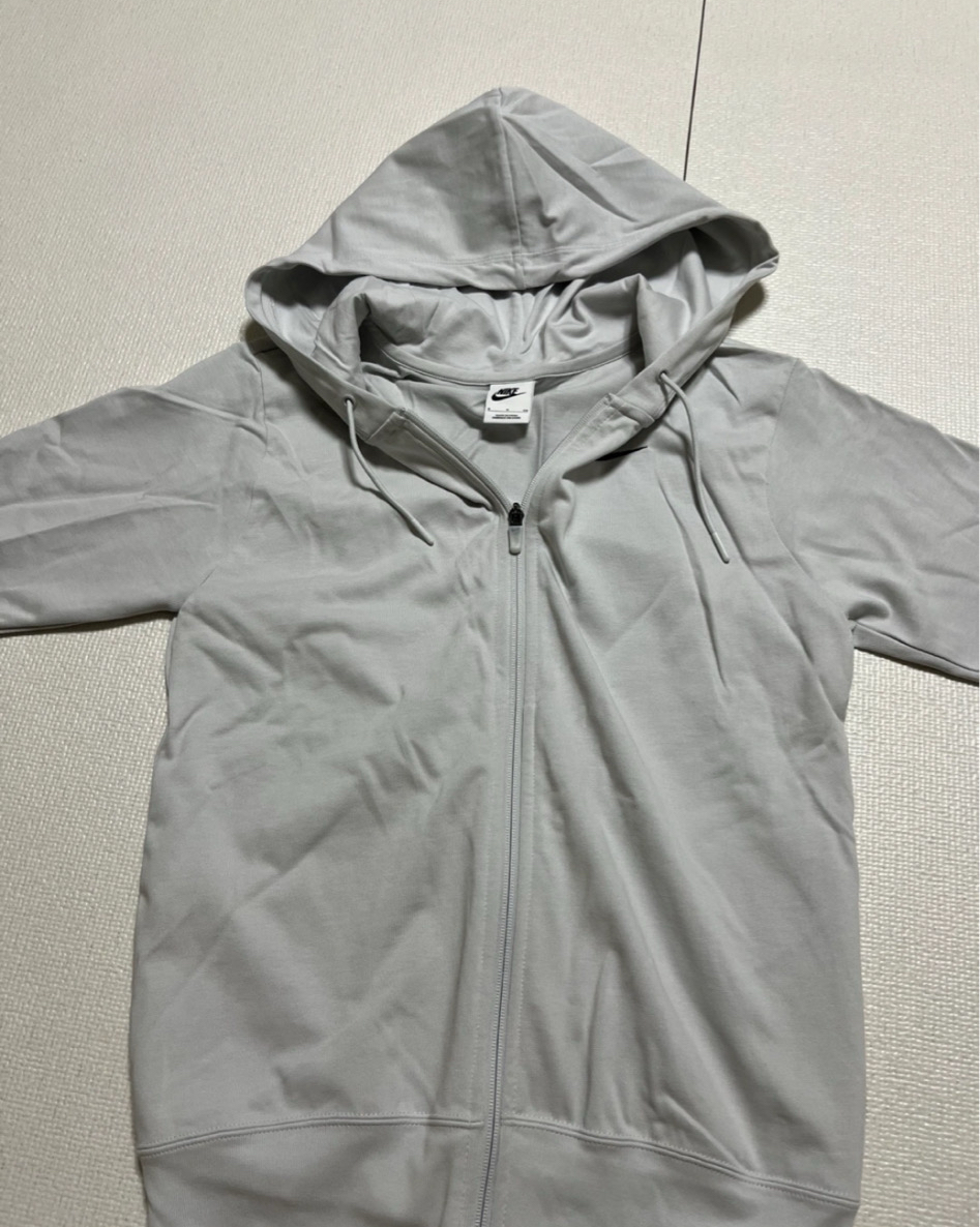 나이키 후드집업 s 새상품