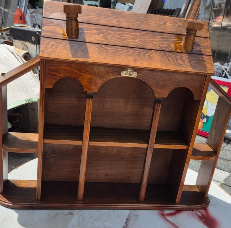 구하기힘든원목선반. 굴뚝 2개