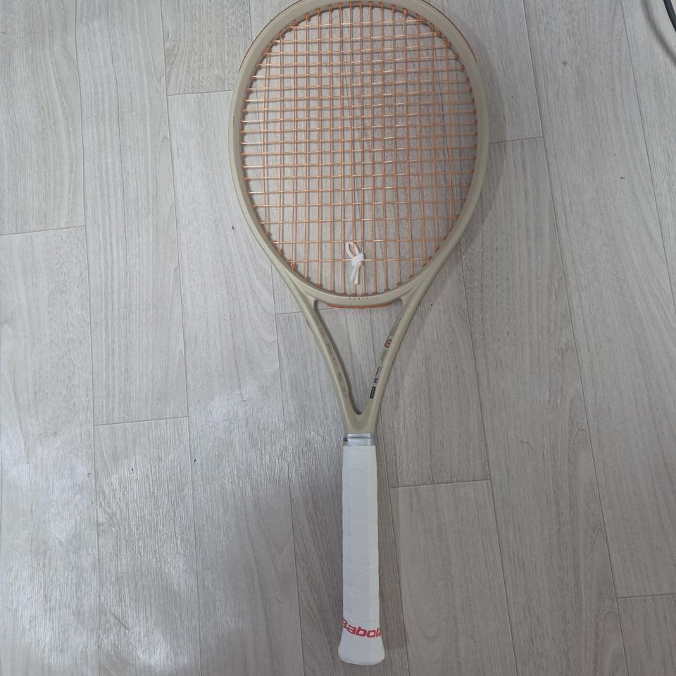 윌슨 클래시 100L v2 테니스 라켓