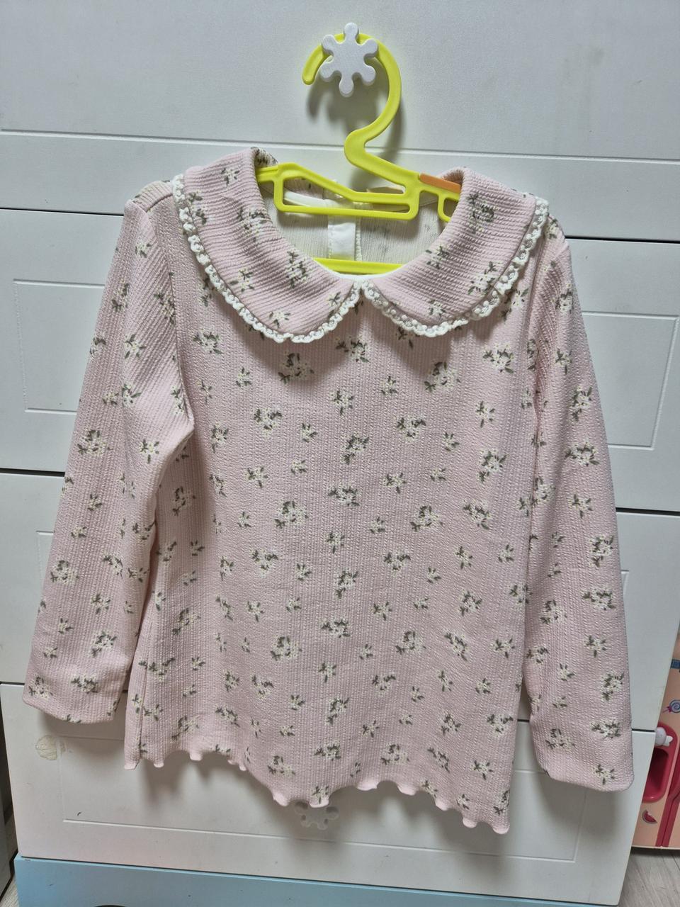 140 치크 여아 꽃상의