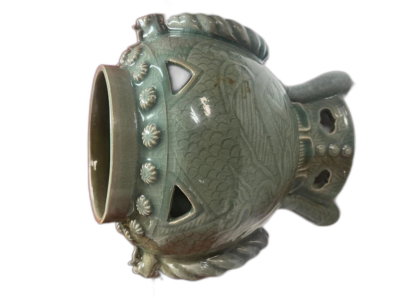 청자각화용문환이고족호