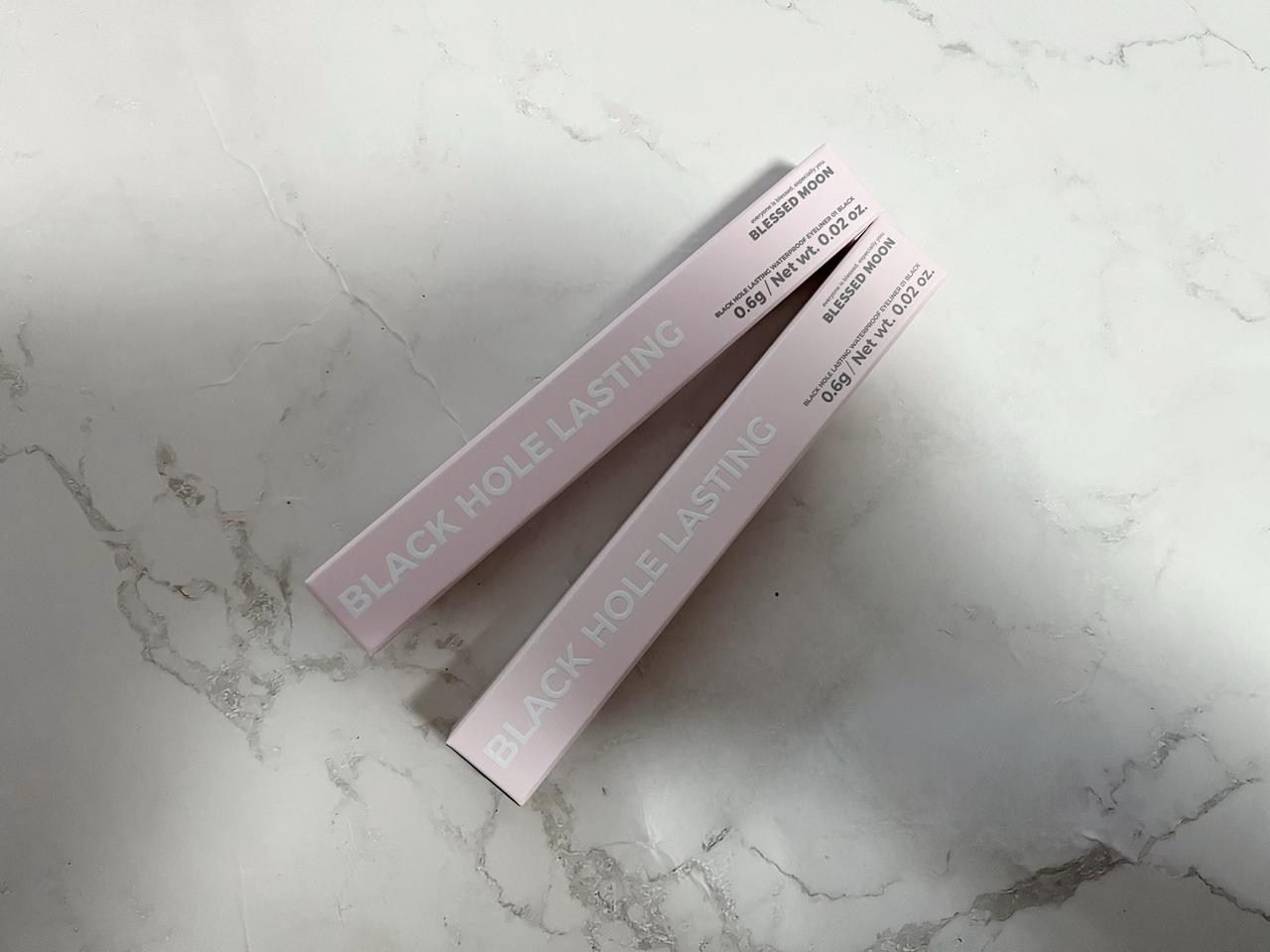 1+1 블레스문 블랙홀 라스팅 워터프루프 아이라이너 01 블랙