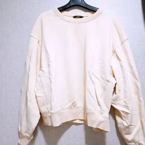 (거의새것 95사이즈) 긴팔 맨투맨,봄가을겨울티,춘추 무지티,데일리옷