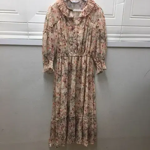 온앤온 정품 플라워 쉬폰롱원피스