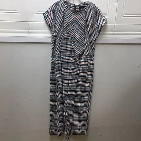 벨루치아 체크 롱 원피스(새상품)