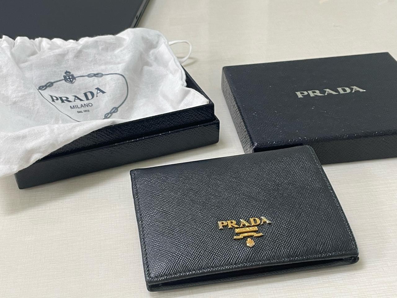 프라다 반지갑