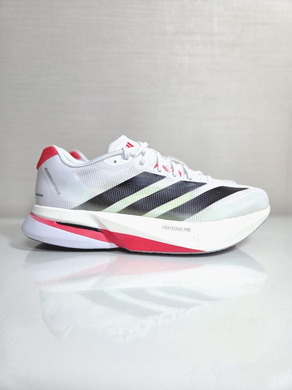 아디다스 아디제로 보스턴 러닝화 화이트크림슨