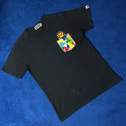 베이프 마일로 포켓 블랙 반팔 티