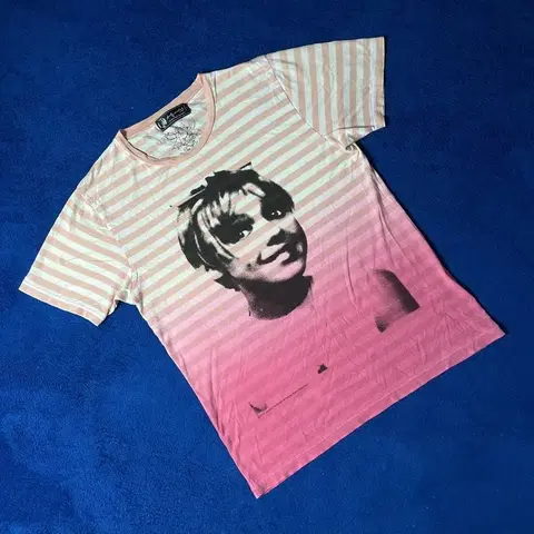 히스테릭글래머 그라데이션 스트라이프 반팔티